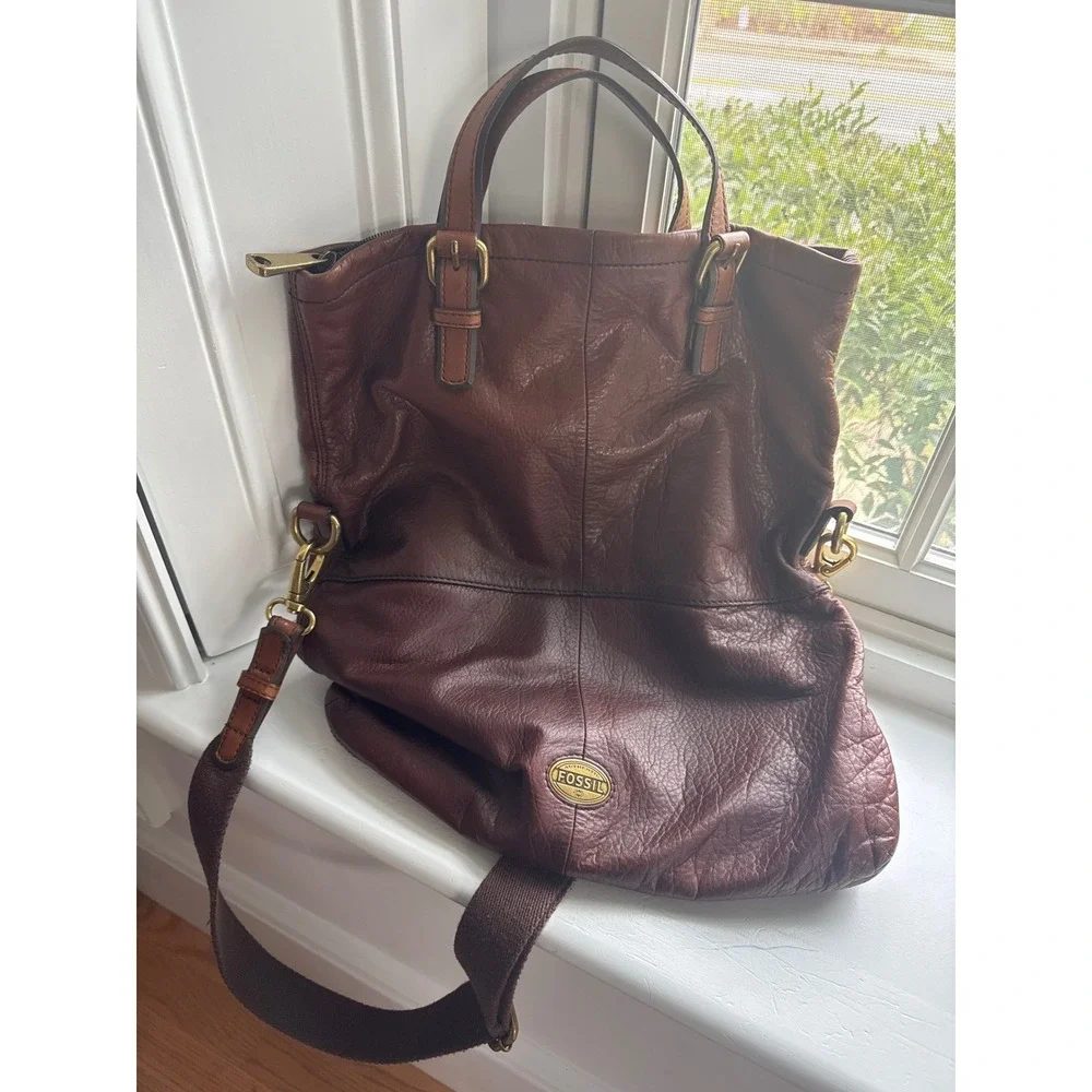 FOSSIL Explorer Brown Leather Foldover Shoulder Messenger Crossbody Bag Hobo Vtg